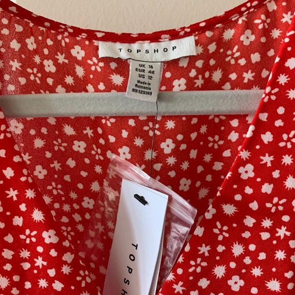 NWT TOPSHOP Floral Ruched Side Top In Red - Picture 5 of 6